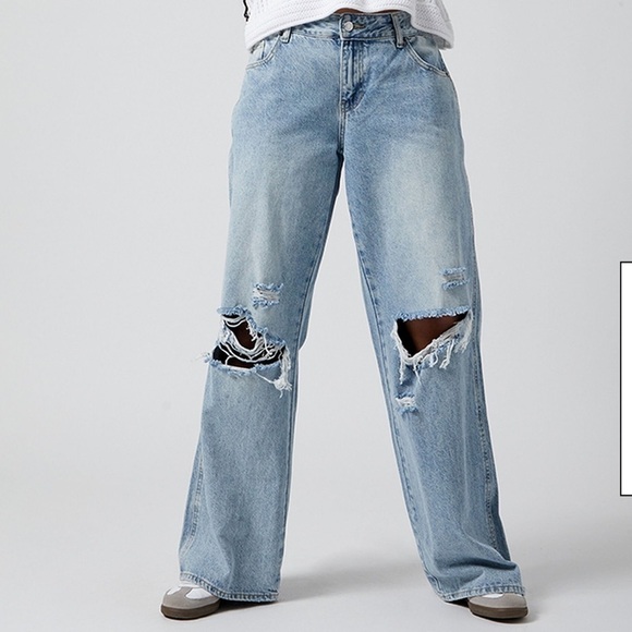 PacSun Casey Ripped Knees Low Rise Baggy Jeans Medium Indigo 27 - Picture 1 of 14